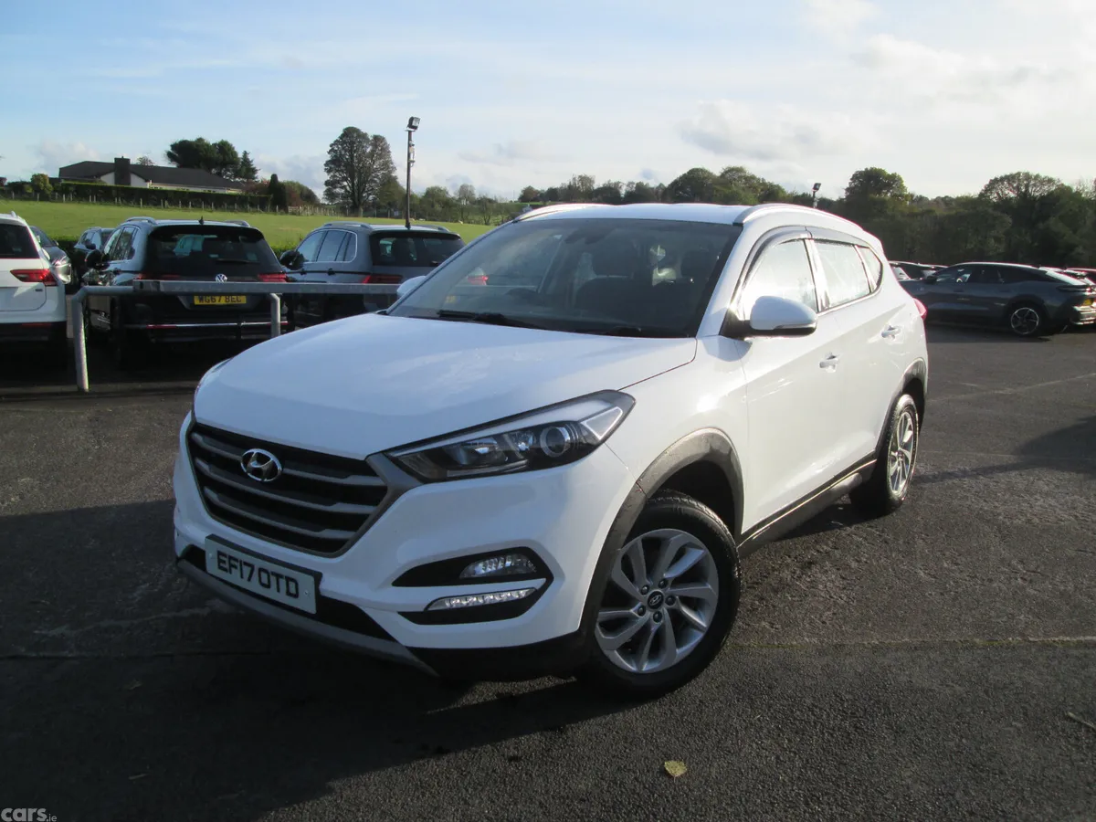 Hyundai Tucson SUV, Petrol, 2017, White