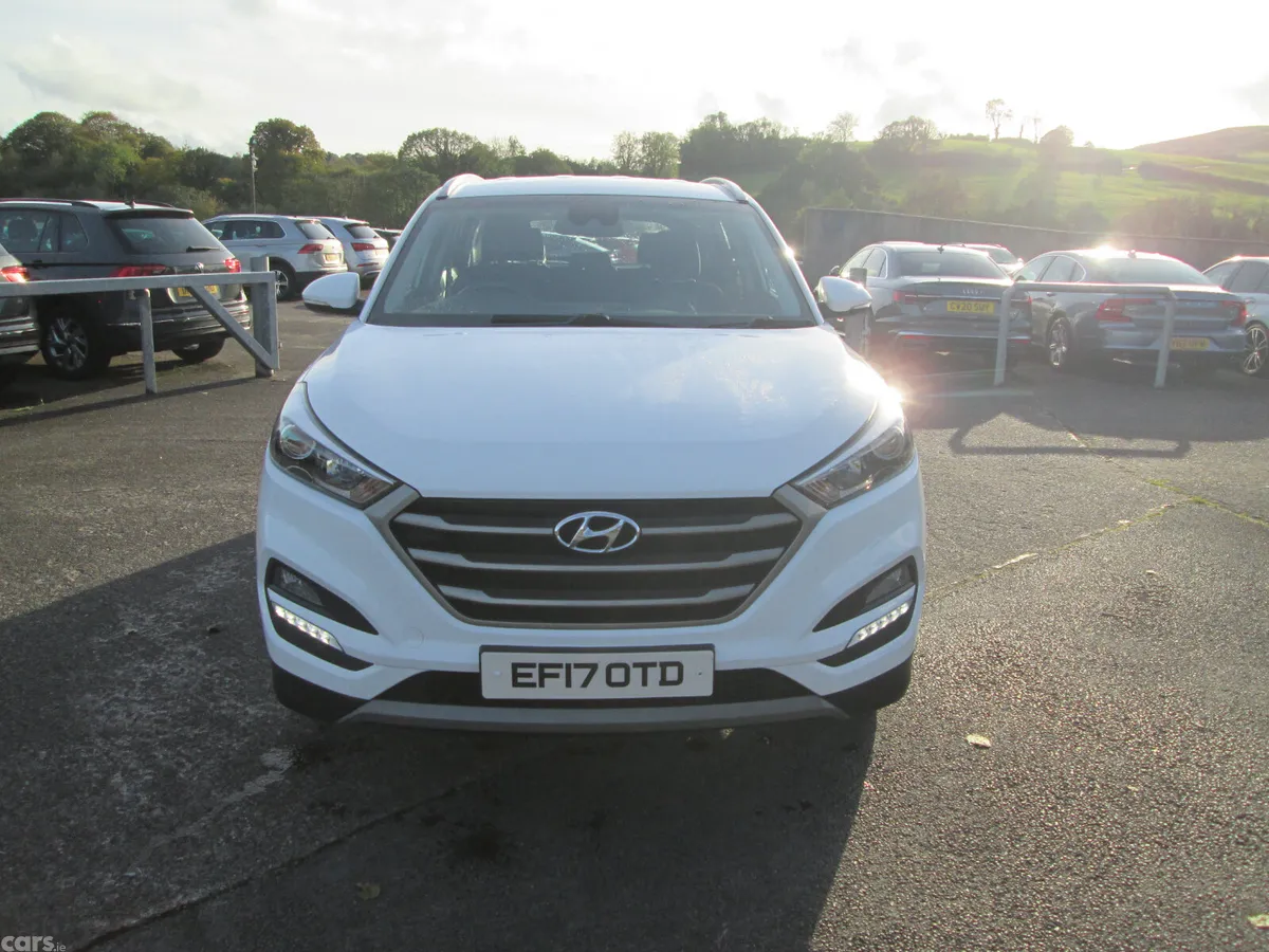 Hyundai Tucson SUV, Petrol, 2017, White