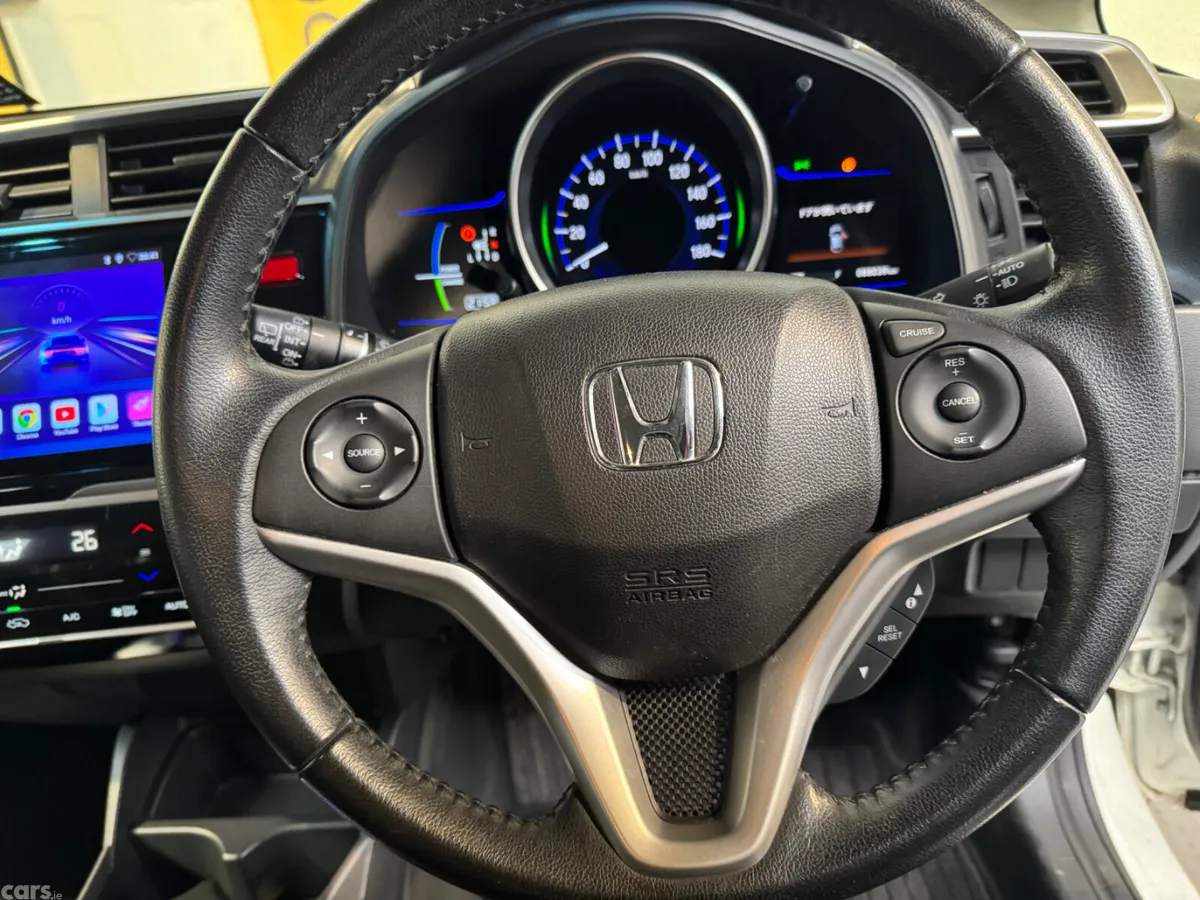 Honda Fit Hatchback, Petrol Hybrid, 2015, White