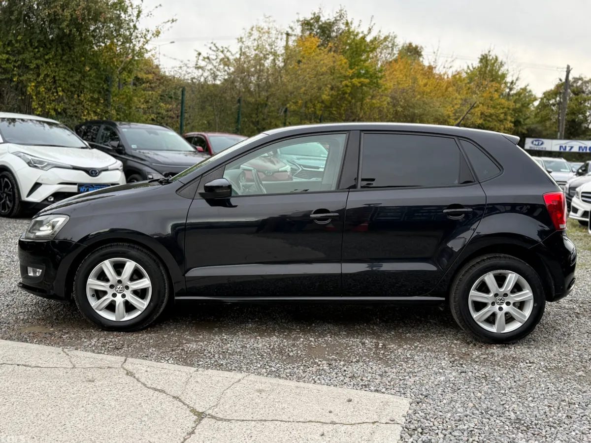 Volkswagen Polo Hatchback, Petrol, 2012, Black