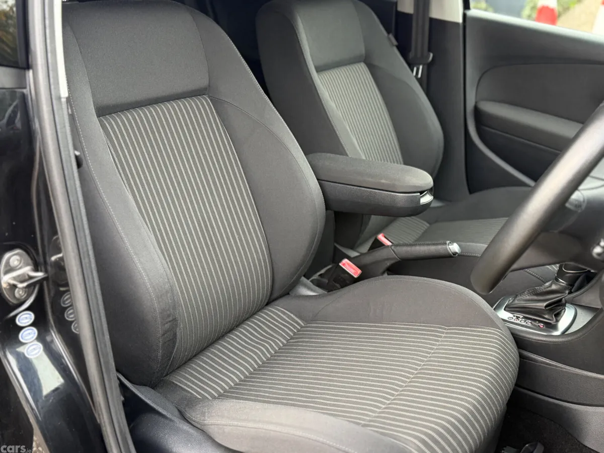 Volkswagen Polo Hatchback, Petrol, 2012, Black