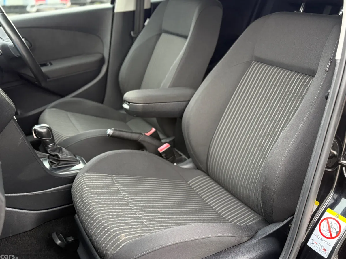Volkswagen Polo Hatchback, Petrol, 2012, Black