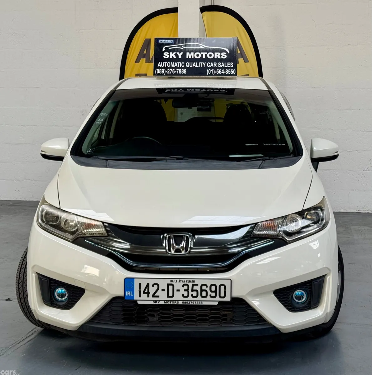 Honda Fit Hatchback, Petrol Hybrid, 2014, White