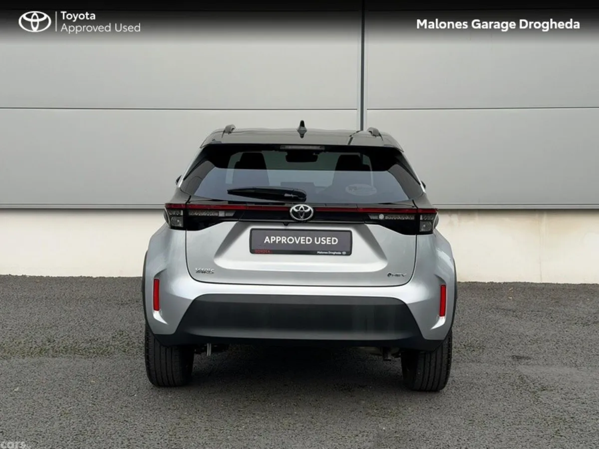 Toyota Yaris Cross Hatchback, Petrol Hybrid, 2026, Grey