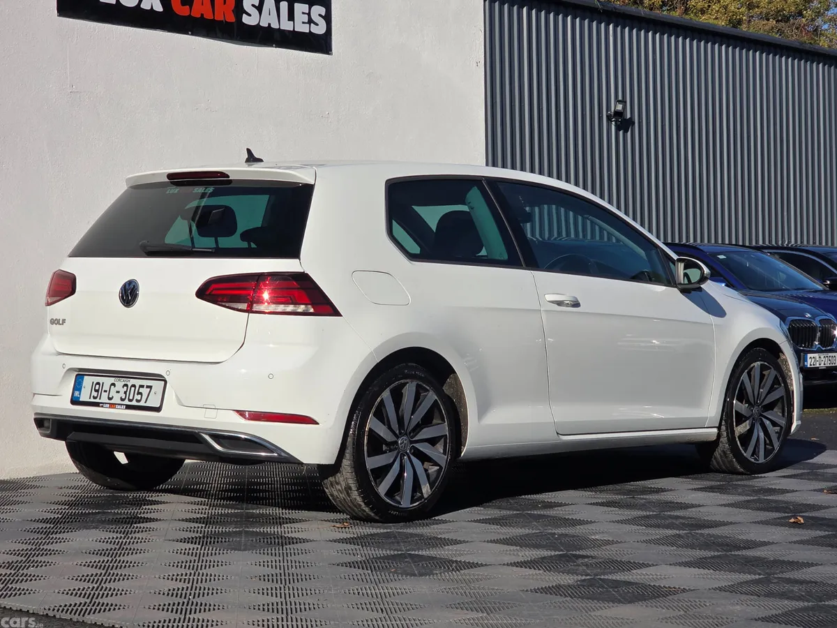 Volkswagen Golf Hatchback, Petrol, 2019, White