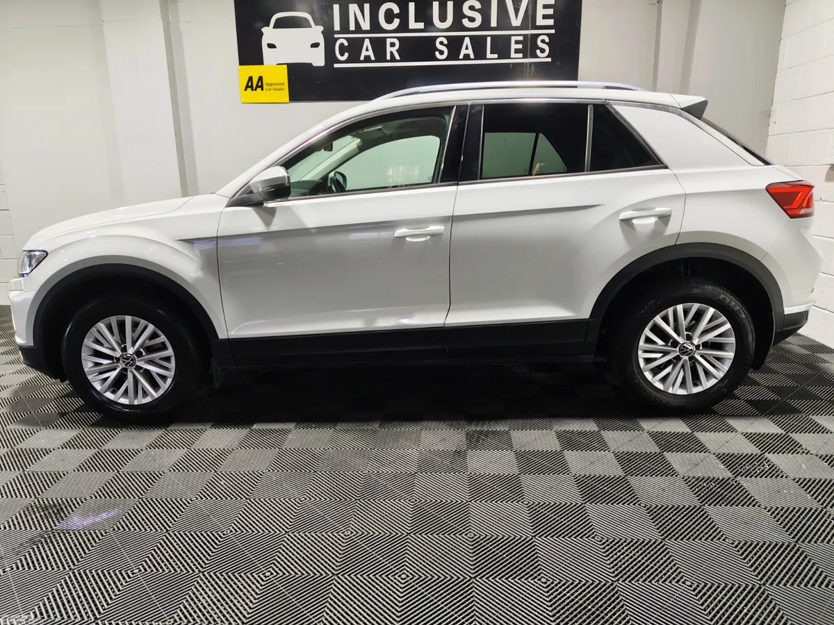 Volkswagen T-Roc SUV, Petrol, 2022, White