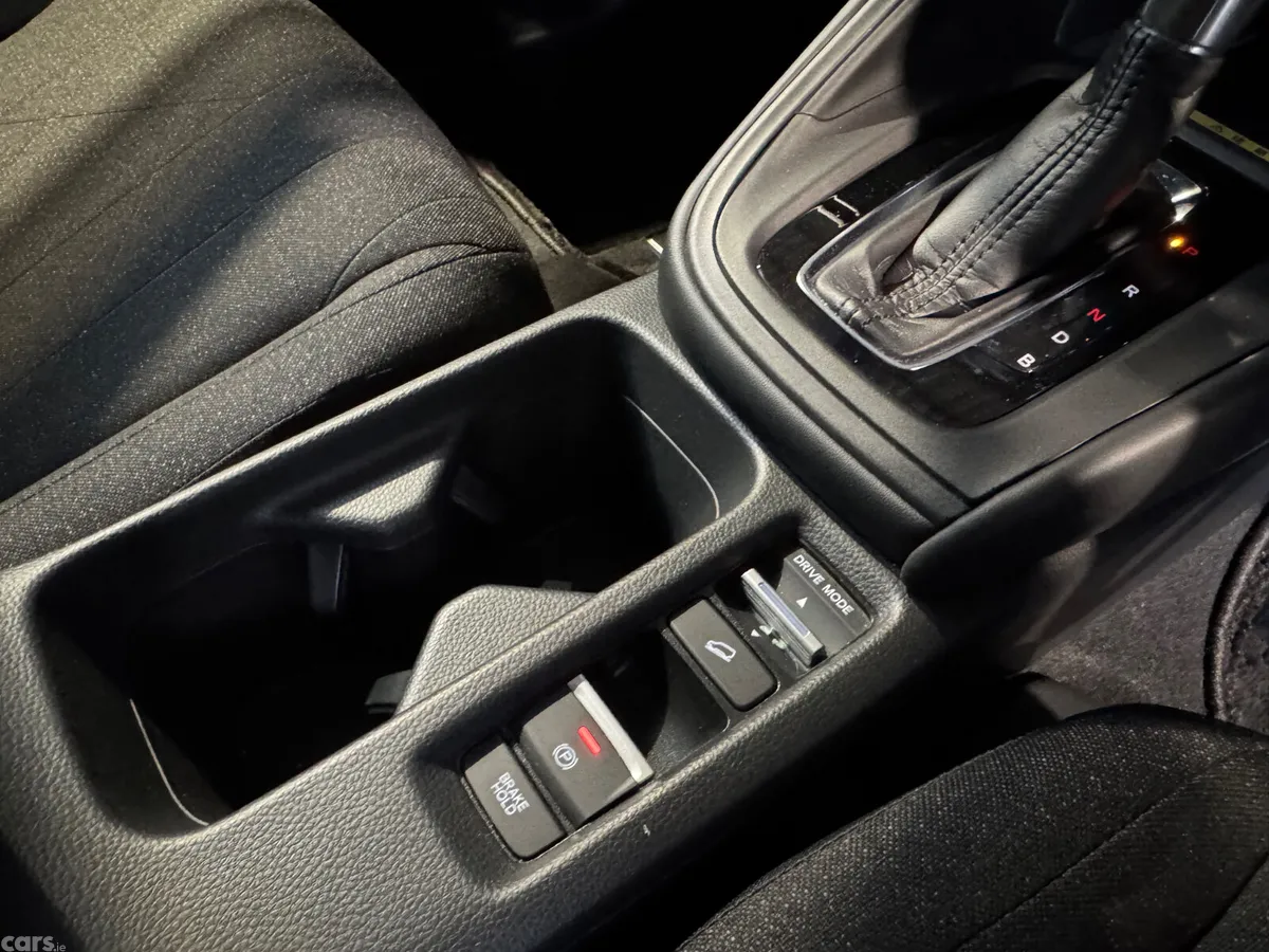 Honda Vezel SUV, Petrol Hybrid, 2023, Black