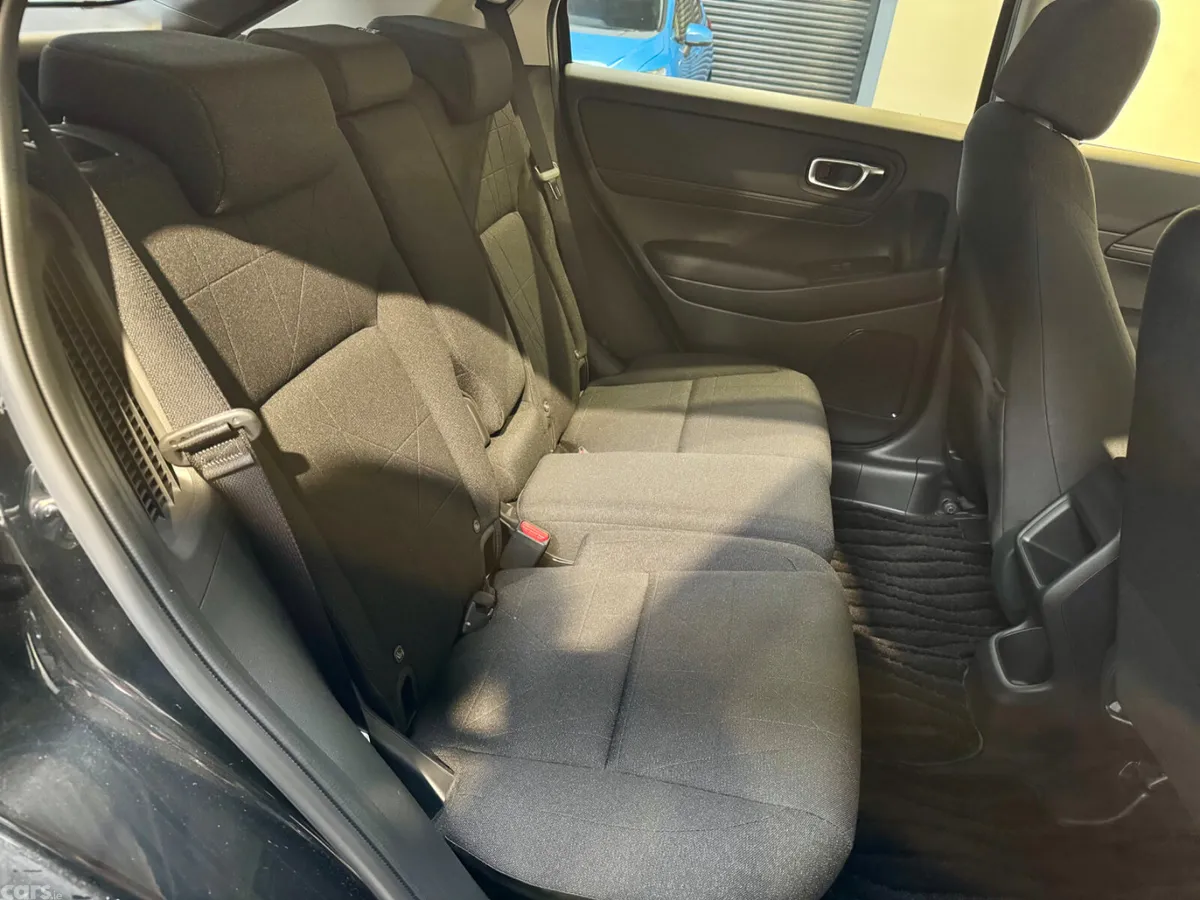 Honda Vezel SUV, Petrol Hybrid, 2023, Black