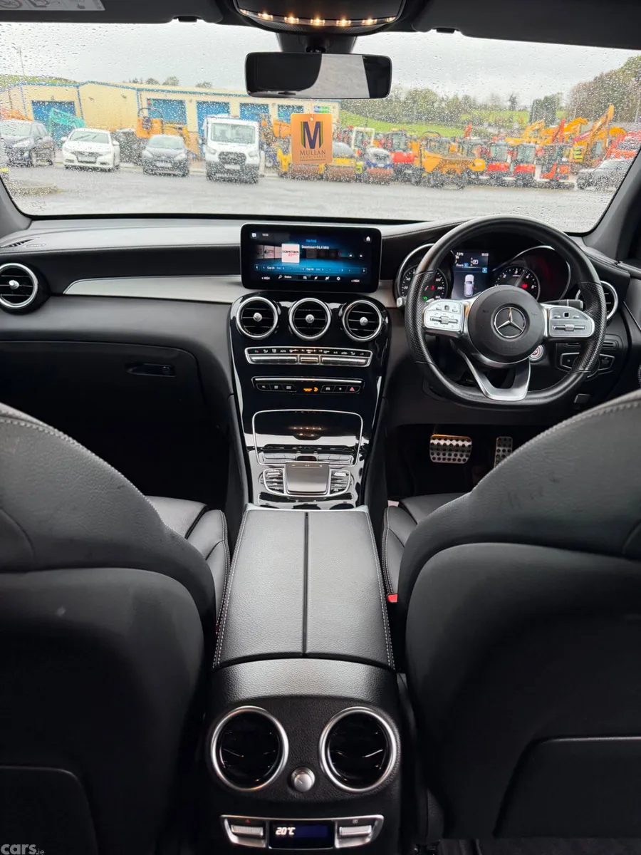 Mercedes-Benz 220 SUV, Diesel, 2022, Grey