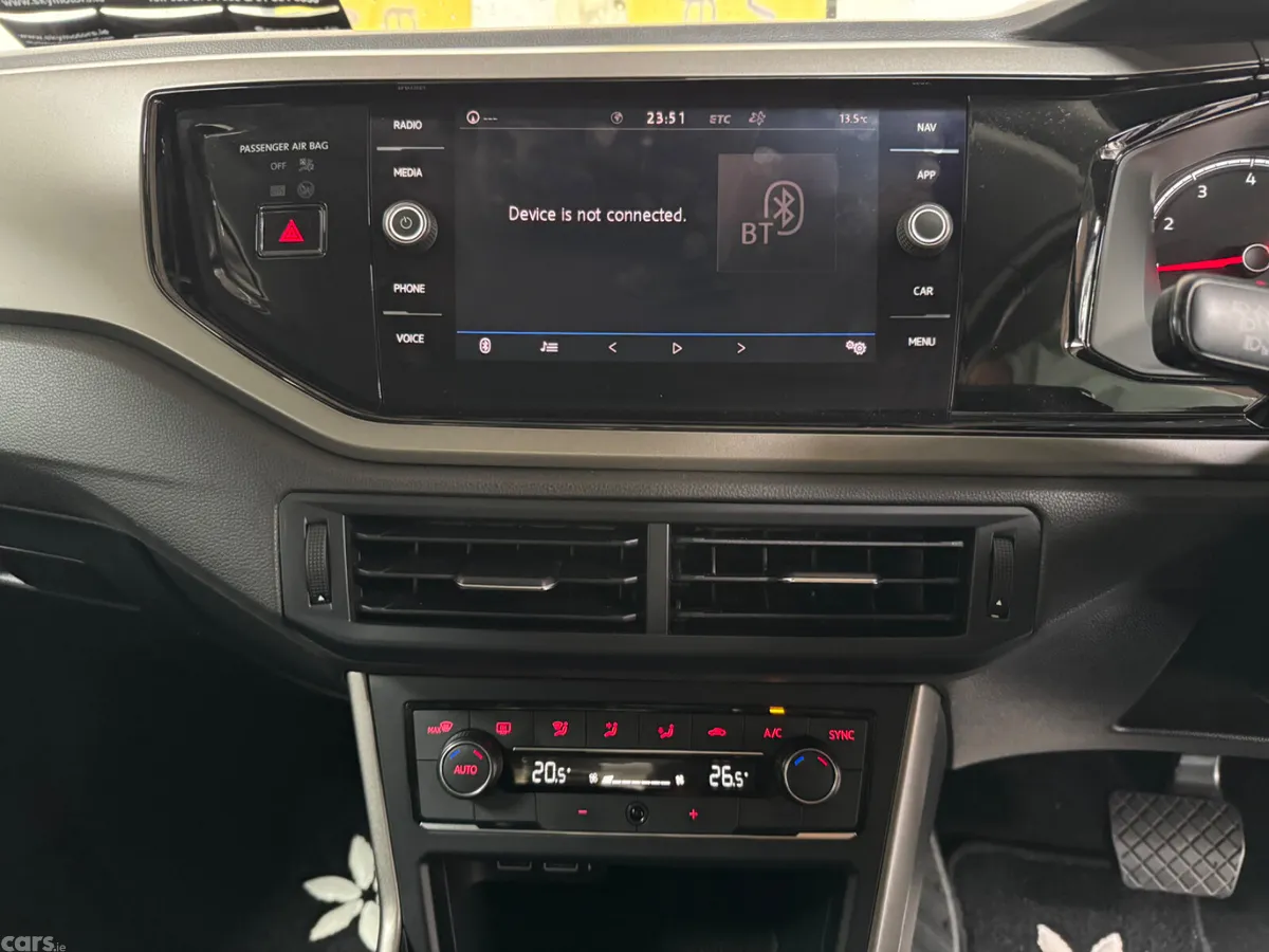 Volkswagen Polo Hatchback, Petrol, 2018, White