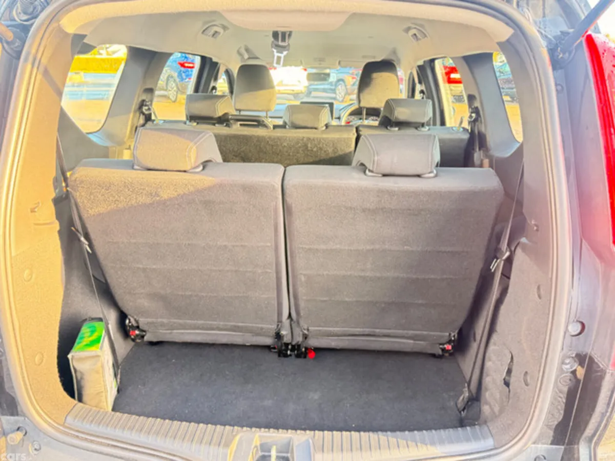Dacia Jogger MPV, Petrol, 2023, Black