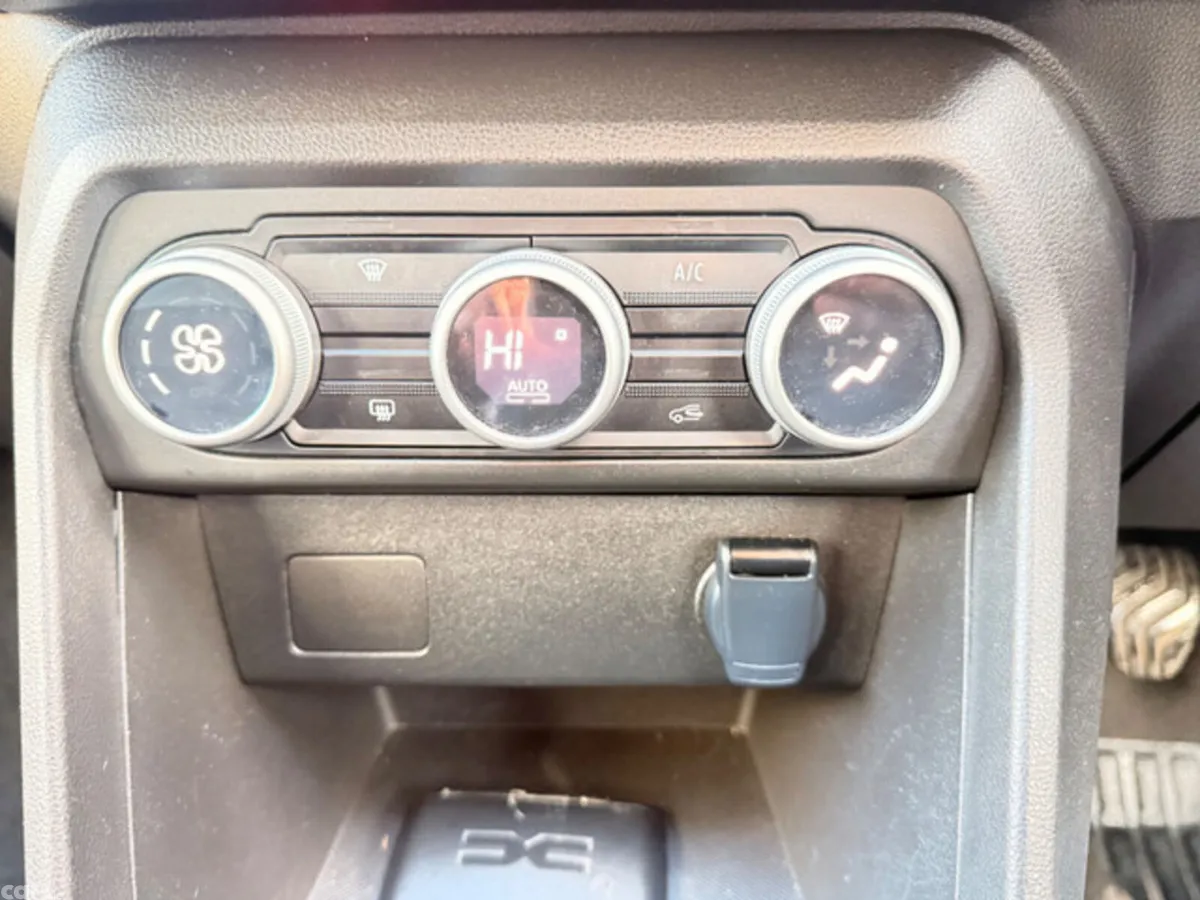 Dacia Jogger MPV, Petrol, 2023, Black