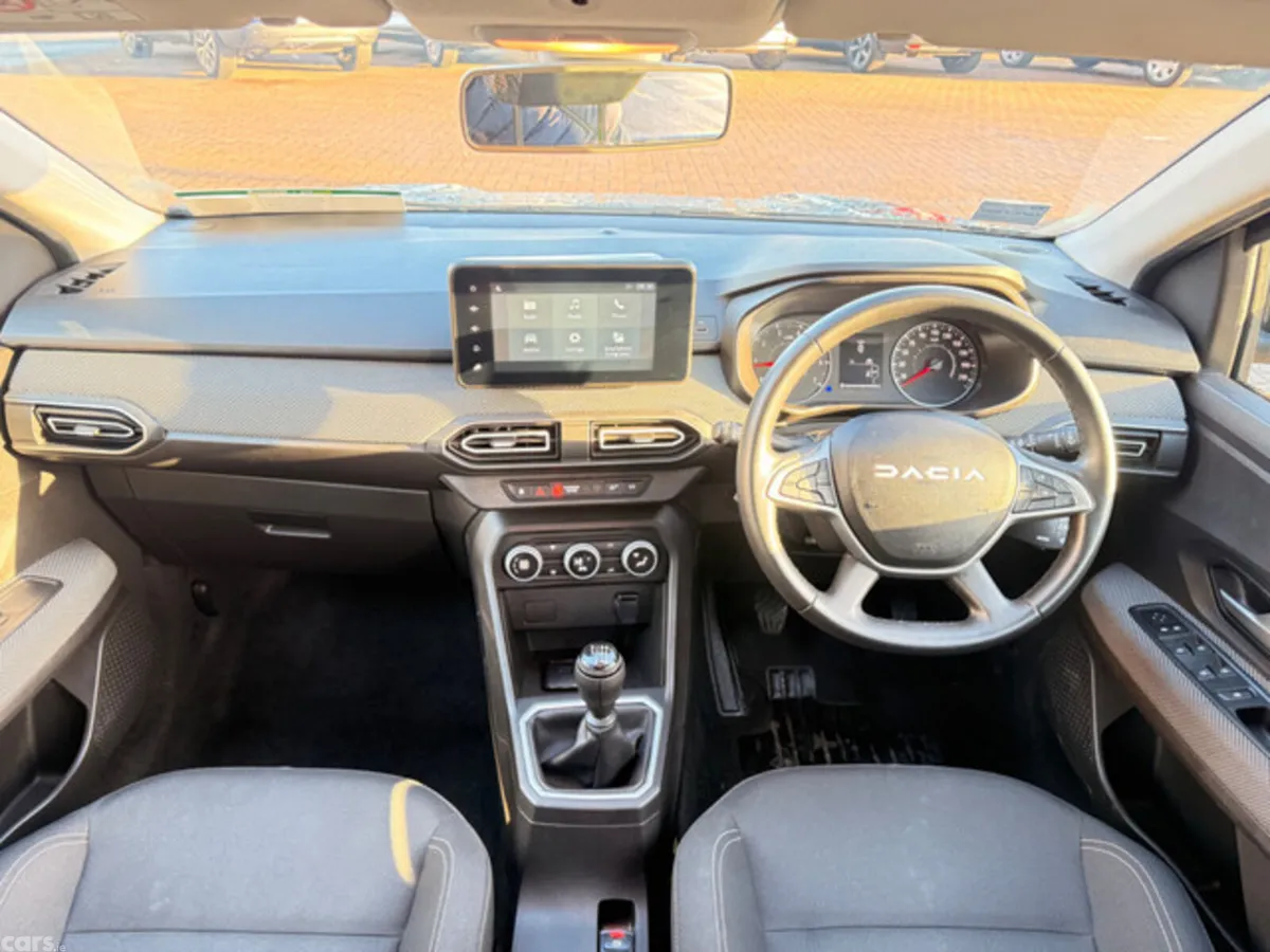 Dacia Jogger MPV, Petrol, 2023, Black