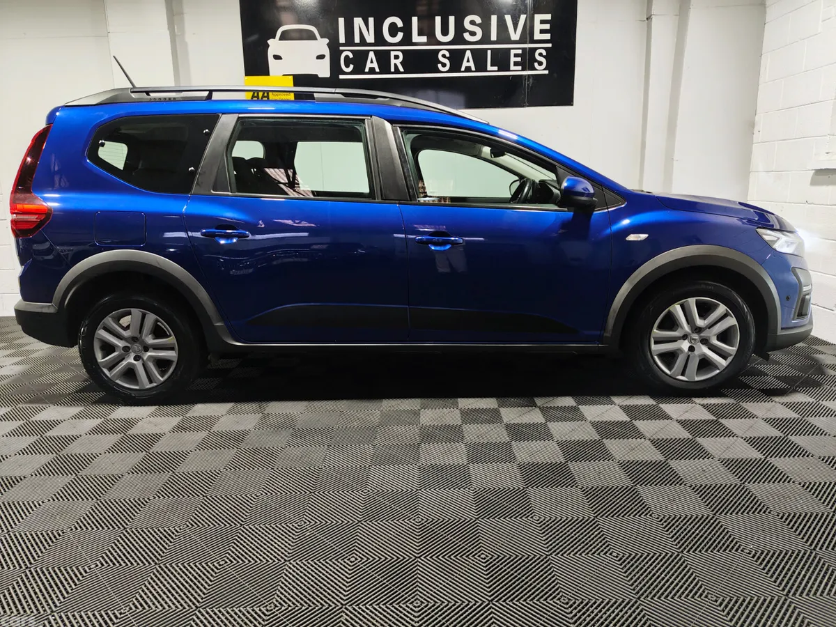 Dacia Jogger MPV, Petrol, 2022, Blue