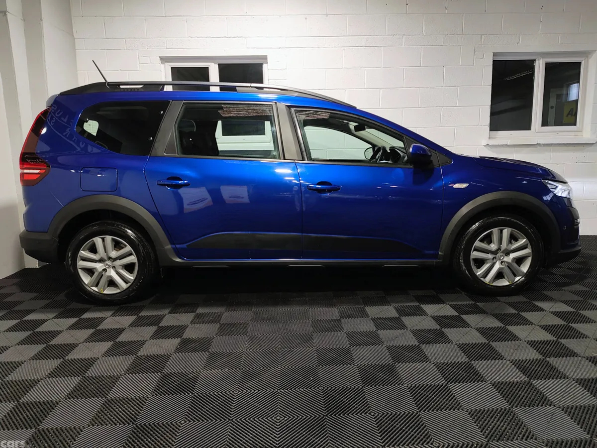 Dacia Jogger MPV, Petrol, 2022, Blue
