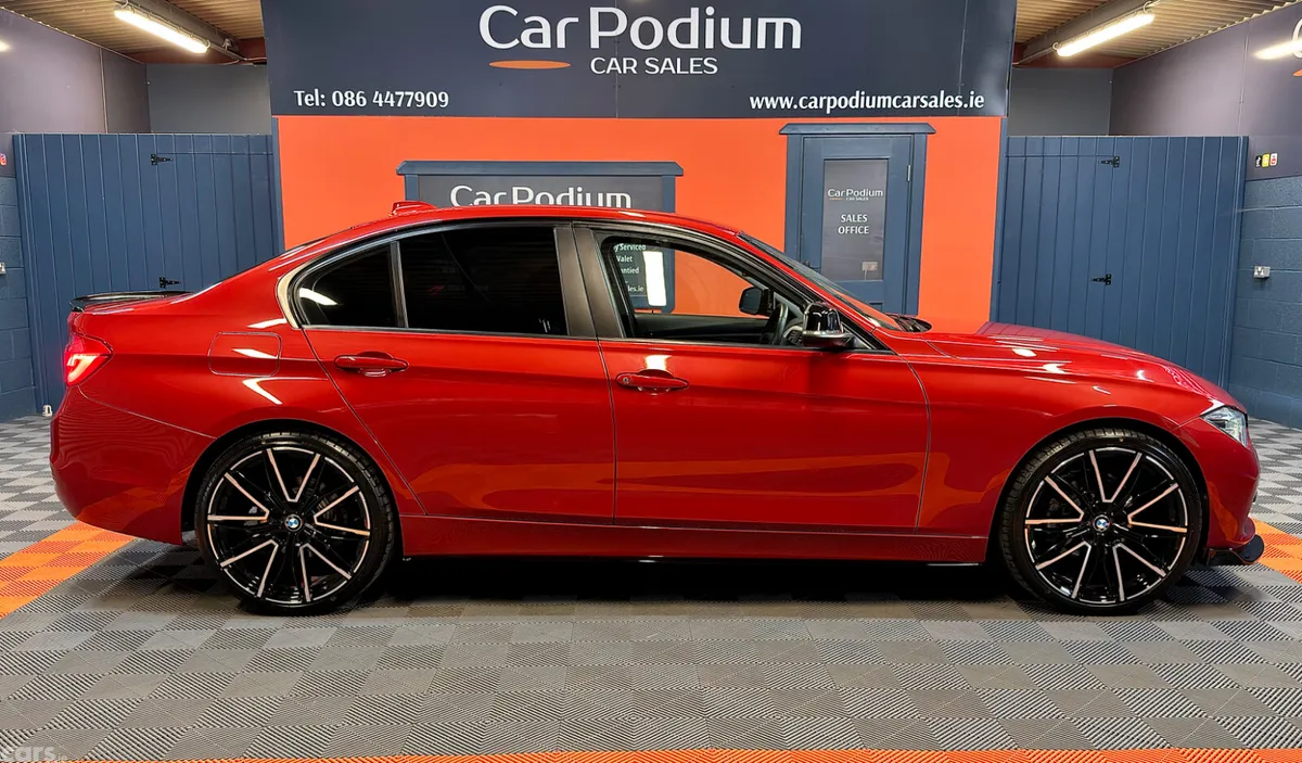 BMW 3-Series Saloon, Diesel, 2017, Red