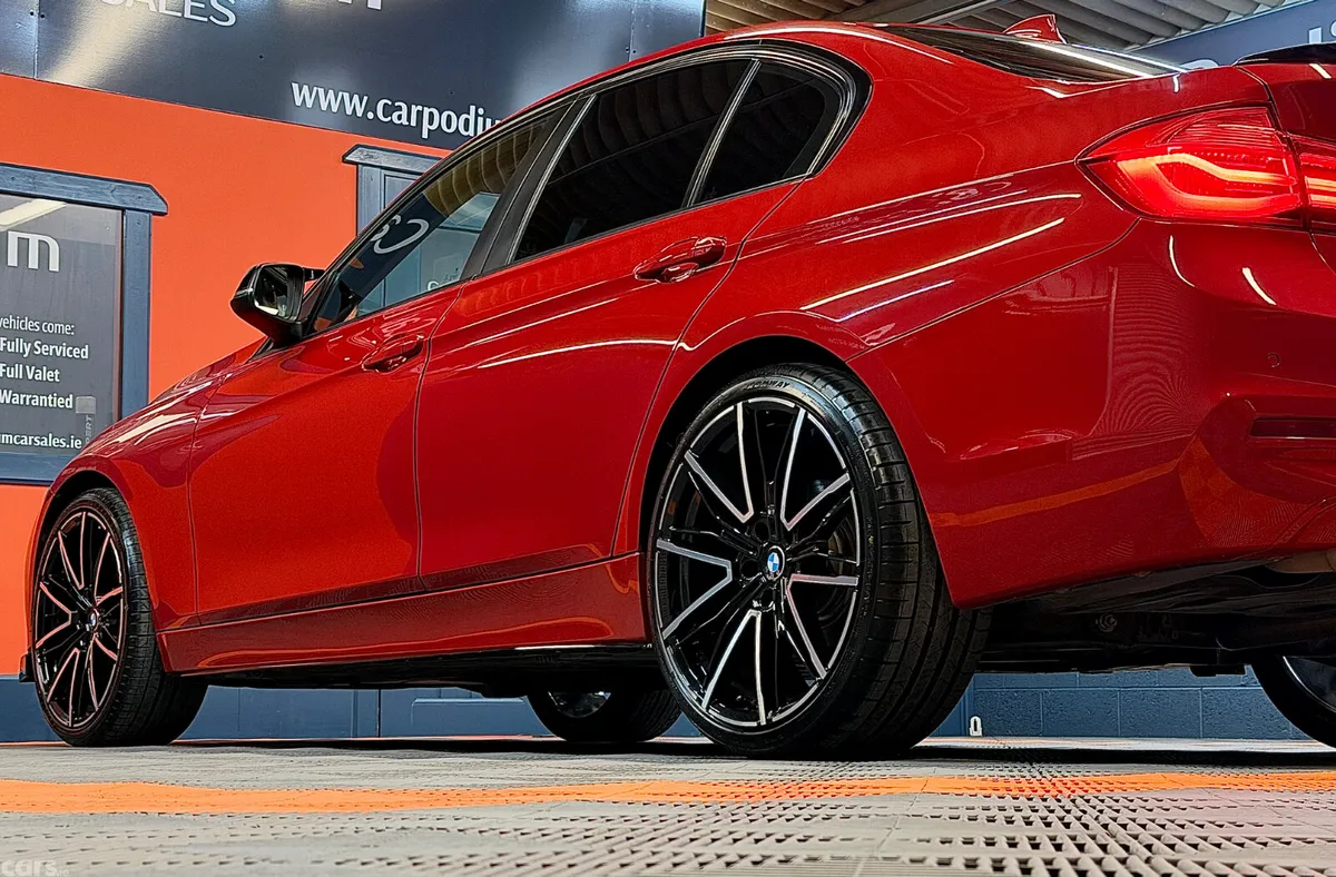BMW 3-Series Saloon, Diesel, 2017, Red