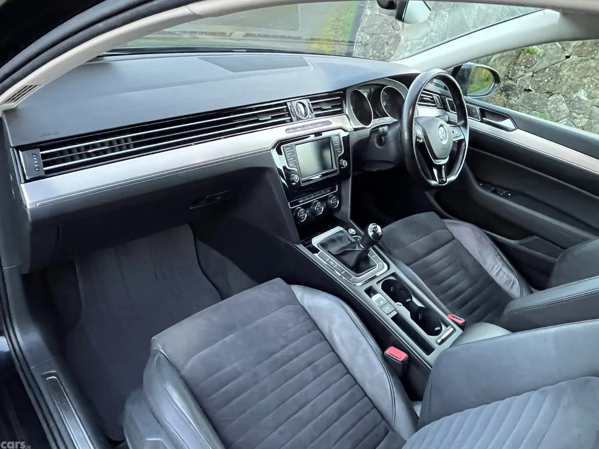Volkswagen Passat Estate, Diesel, 2018, Black