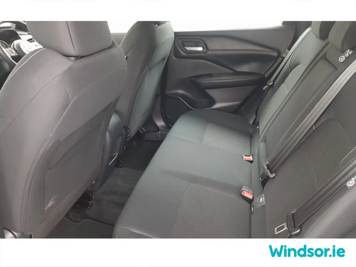 Nissan Qashqai MPV, Petrol Hybrid, 2024, White