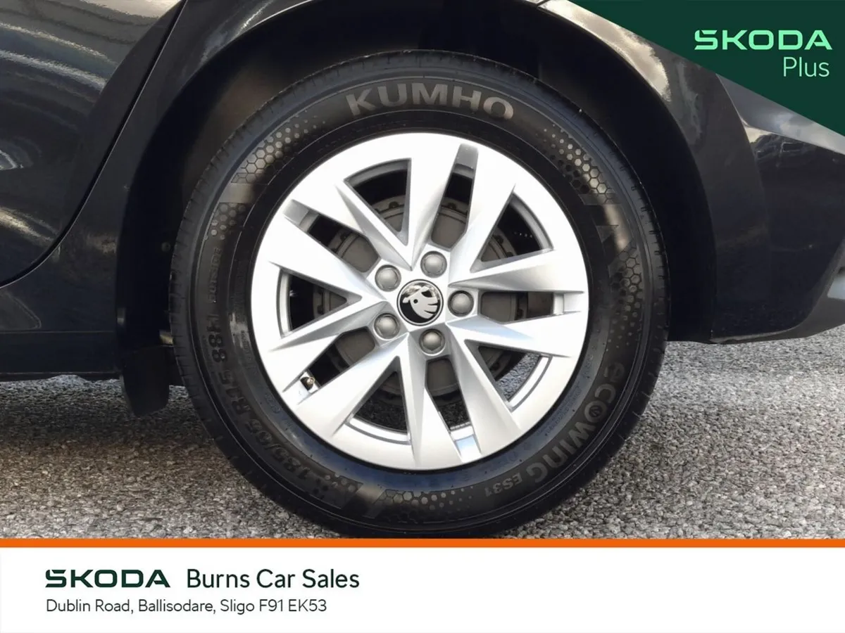 Skoda Fabia Hatchback, Petrol, 2026, Black