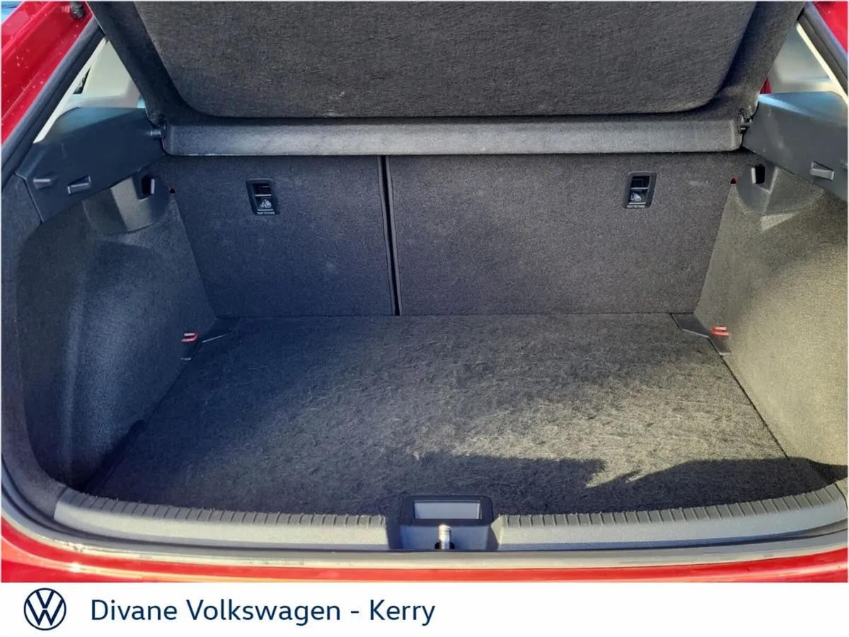 Volkswagen Taigo SUV, Petrol, 2026, Red