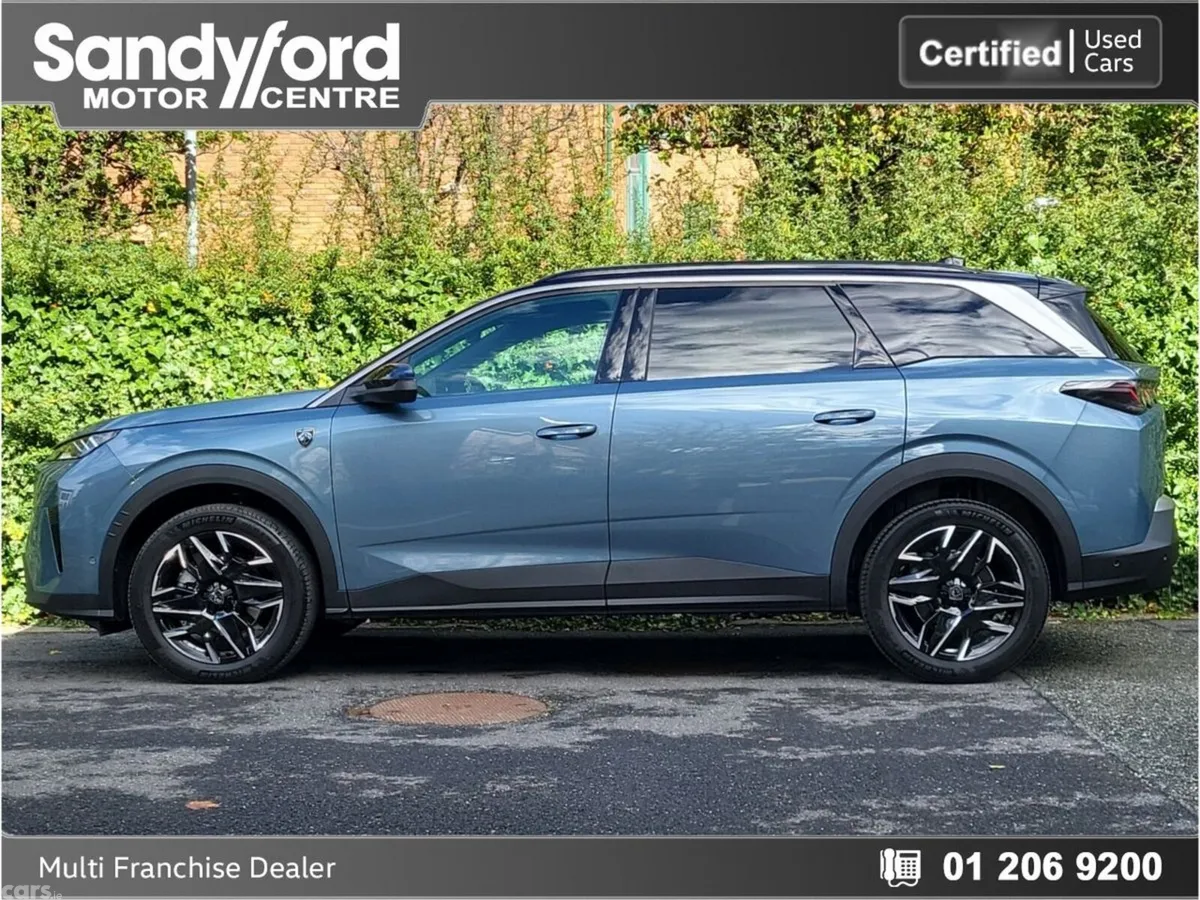 Peugeot 5008 MPV, Petrol Hybrid, 2026, Blue