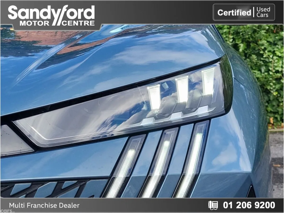 Peugeot 5008 MPV, Petrol Hybrid, 2026, Blue