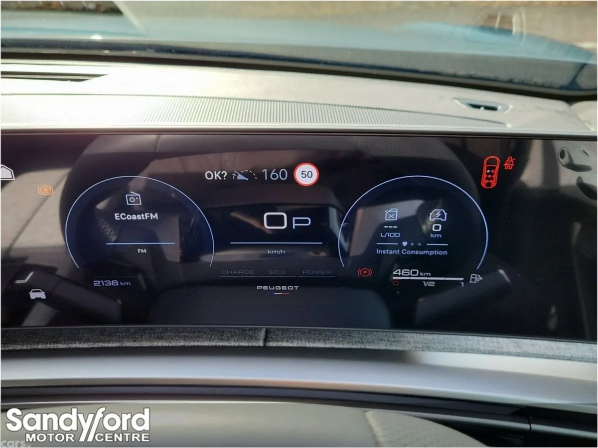 Peugeot 5008 MPV, Petrol Hybrid, 2026, Blue
