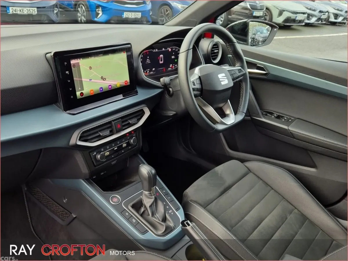 SEAT Arona SUV, Petrol, 2023, Red