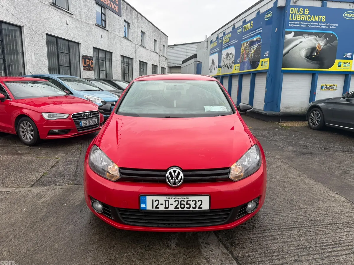 Volkswagen Golf Hatchback, Diesel, 2012, Red