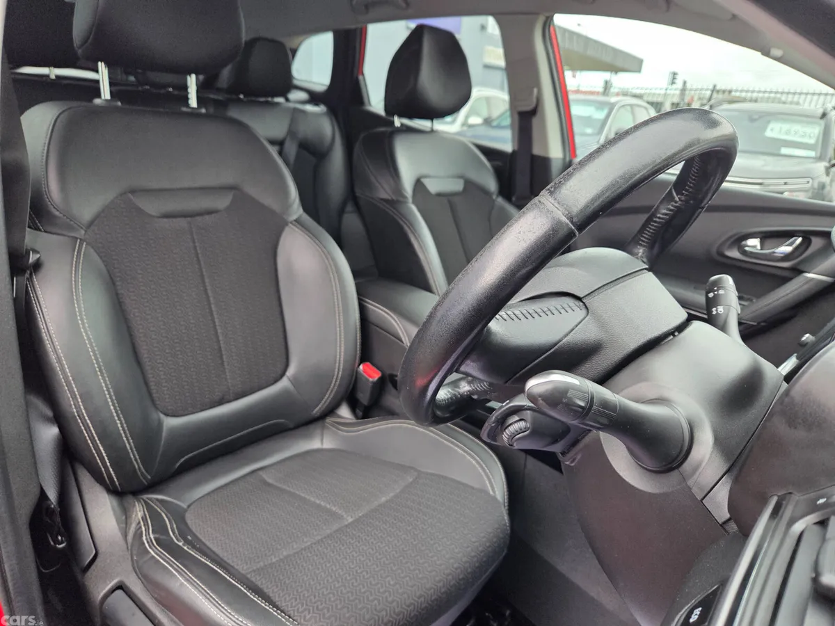 Renault Kadjar SUV, Diesel, 2017, Red
