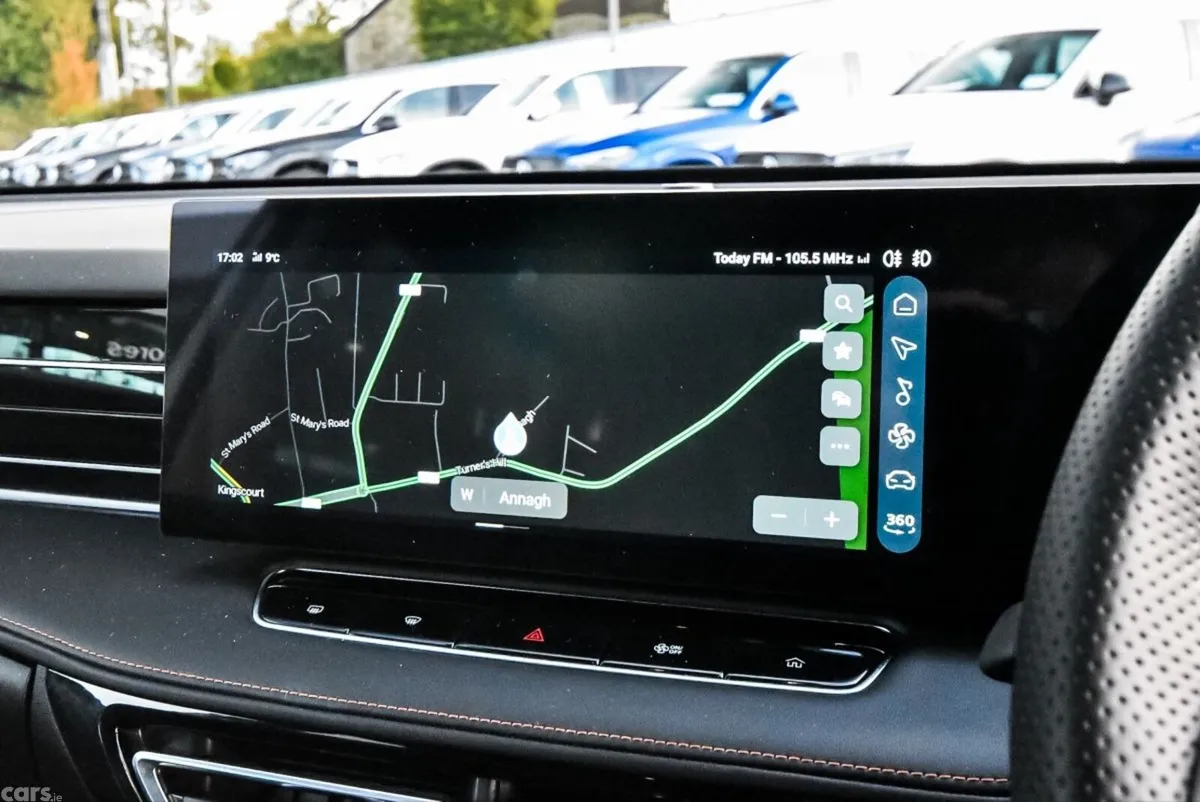 MG HS SUV, Petrol Plug-in Hybrid, 2025, White