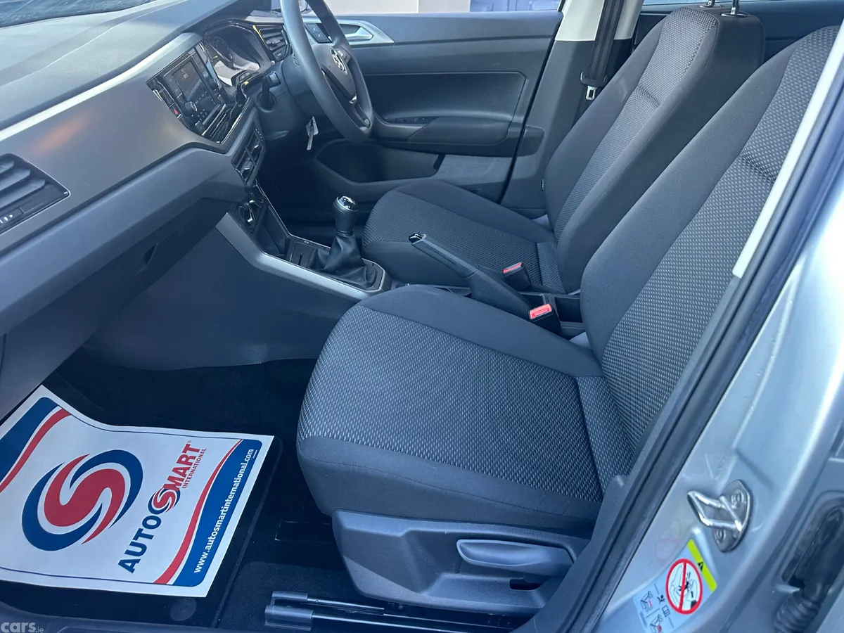 Volkswagen Polo Hatchback, Petrol, 2018, Silver