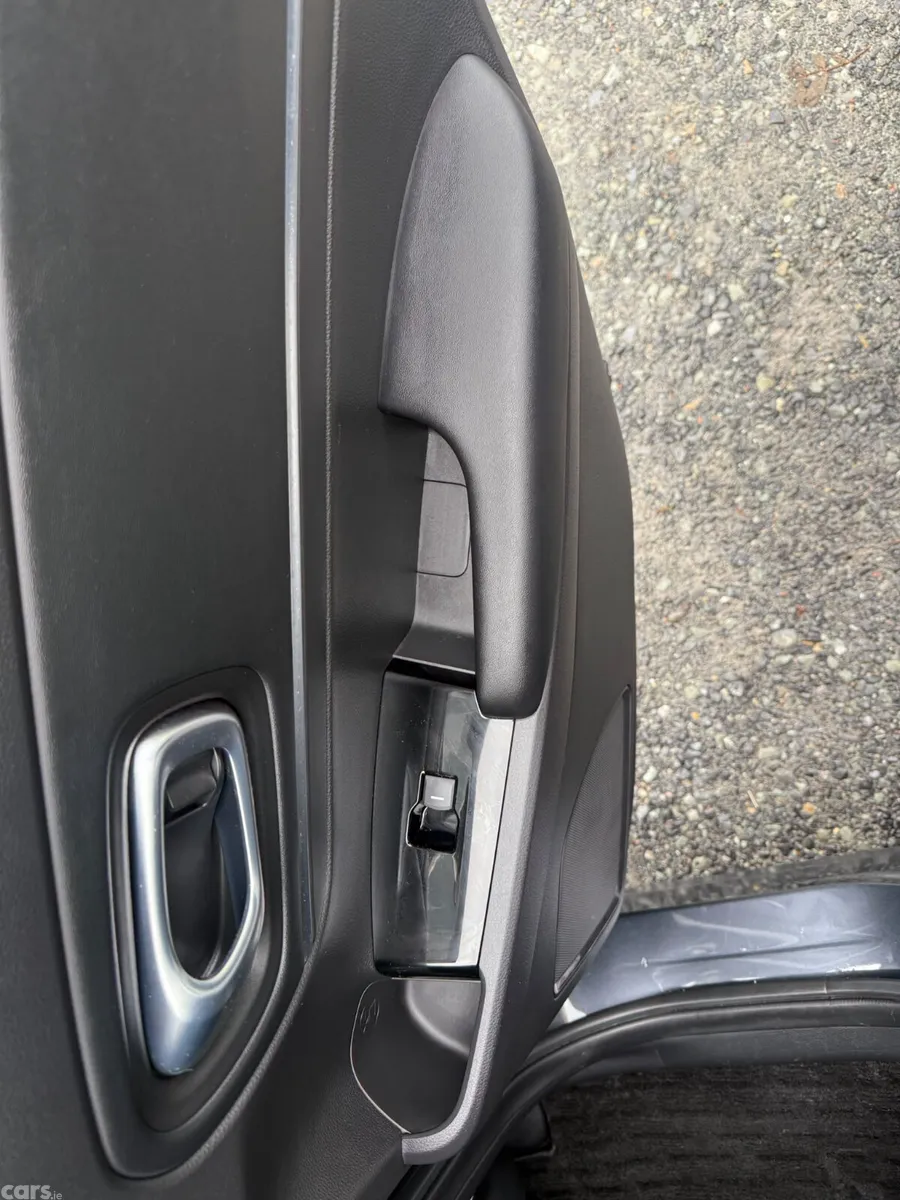 Honda Vezel SUV, Petrol Hybrid, 2021, Grey