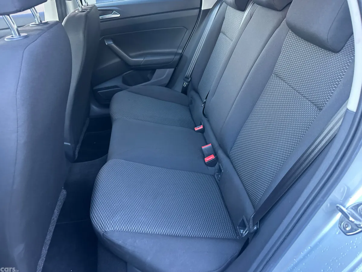 Volkswagen Polo Hatchback, Petrol, 2018, Silver