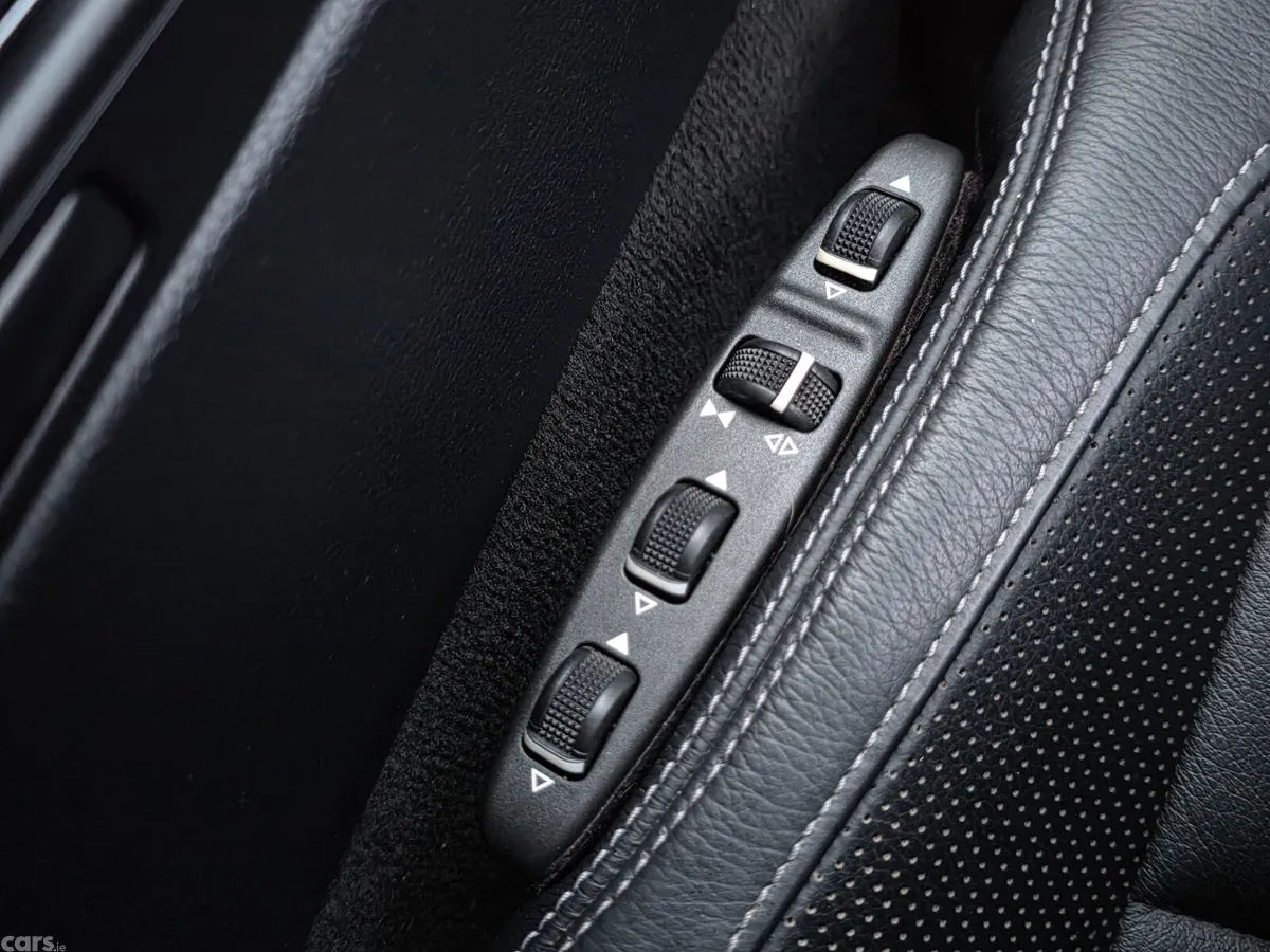Mercedes-Benz E-Class Coupe, Diesel, 2015, Silver