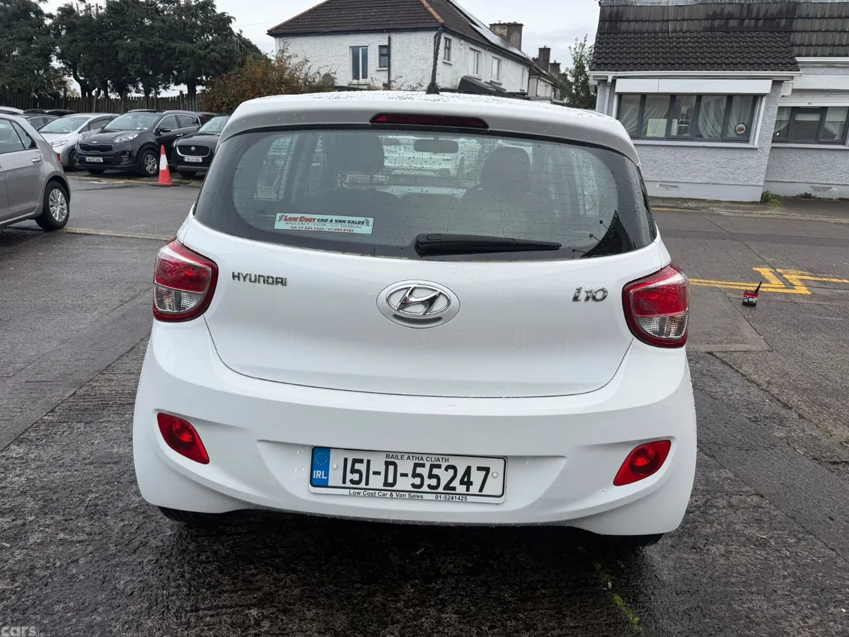 Hyundai i10 Hatchback, Petrol, 2015, White