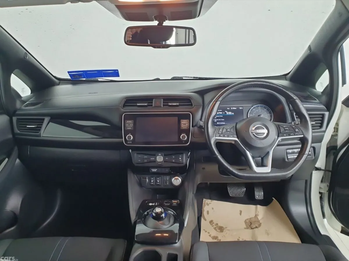 Nissan Leaf Hatchback, Electric, 2023, White