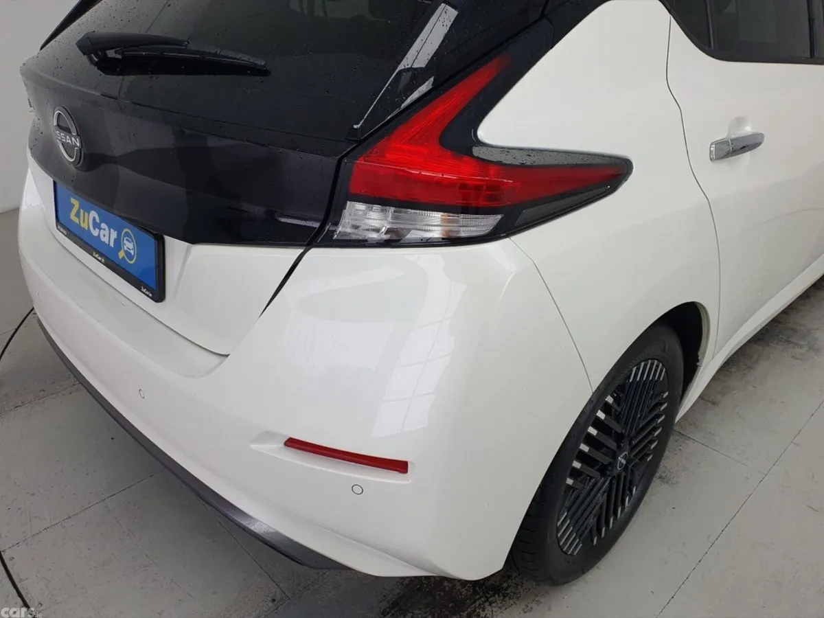 Nissan Leaf Hatchback, Electric, 2023, White