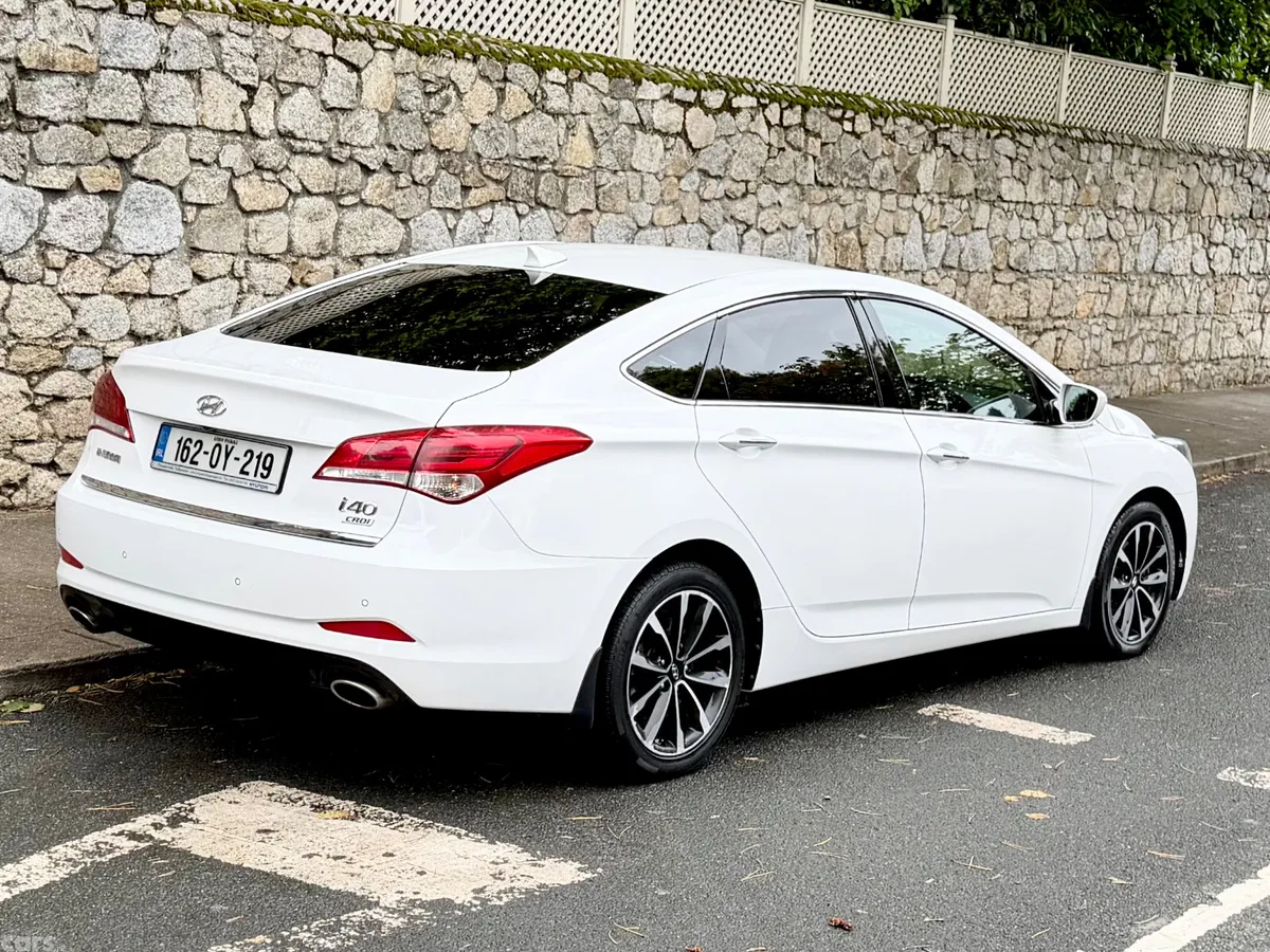 Hyundai i40 Saloon, Diesel, 2016, White