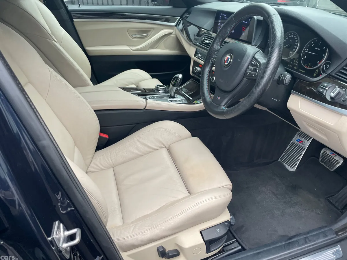 BMW 5-Series Estate, Diesel, 2012, Blue