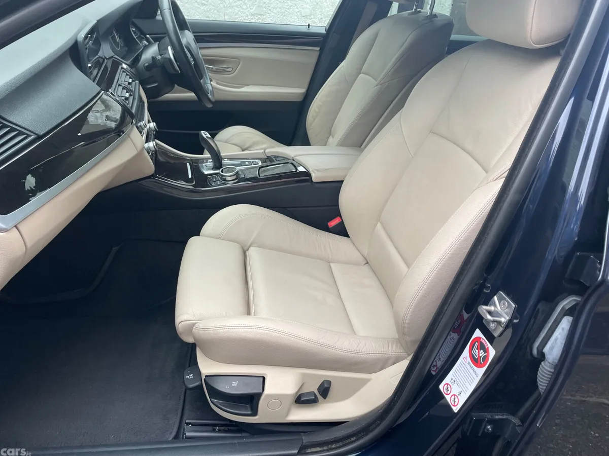 BMW 5-Series Estate, Diesel, 2012, Blue