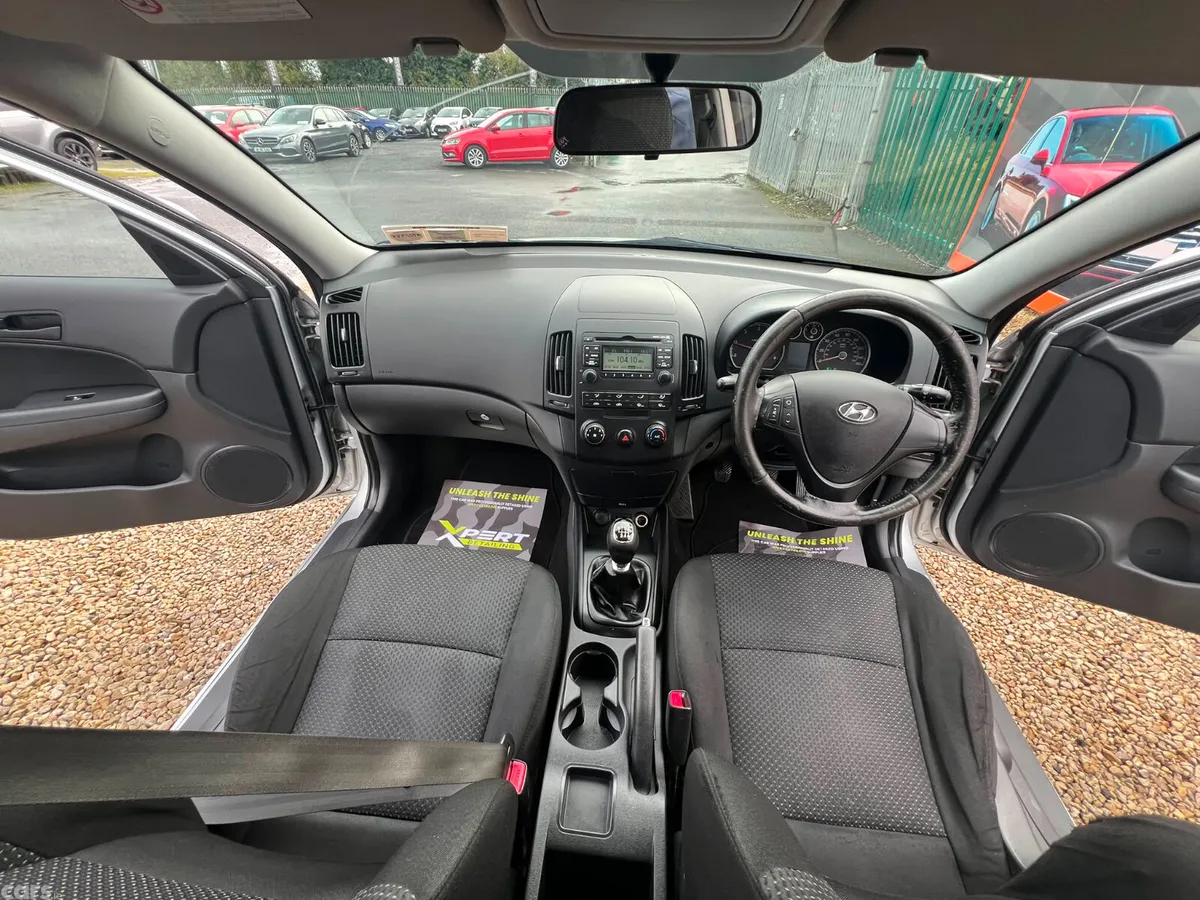 Hyundai i30 Hatchback, Diesel, 2011, Silver