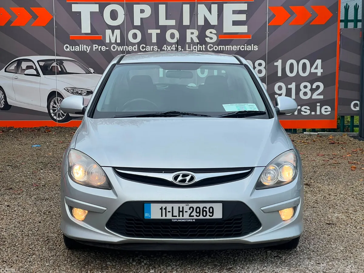 Hyundai i30 Hatchback, Diesel, 2011, Silver