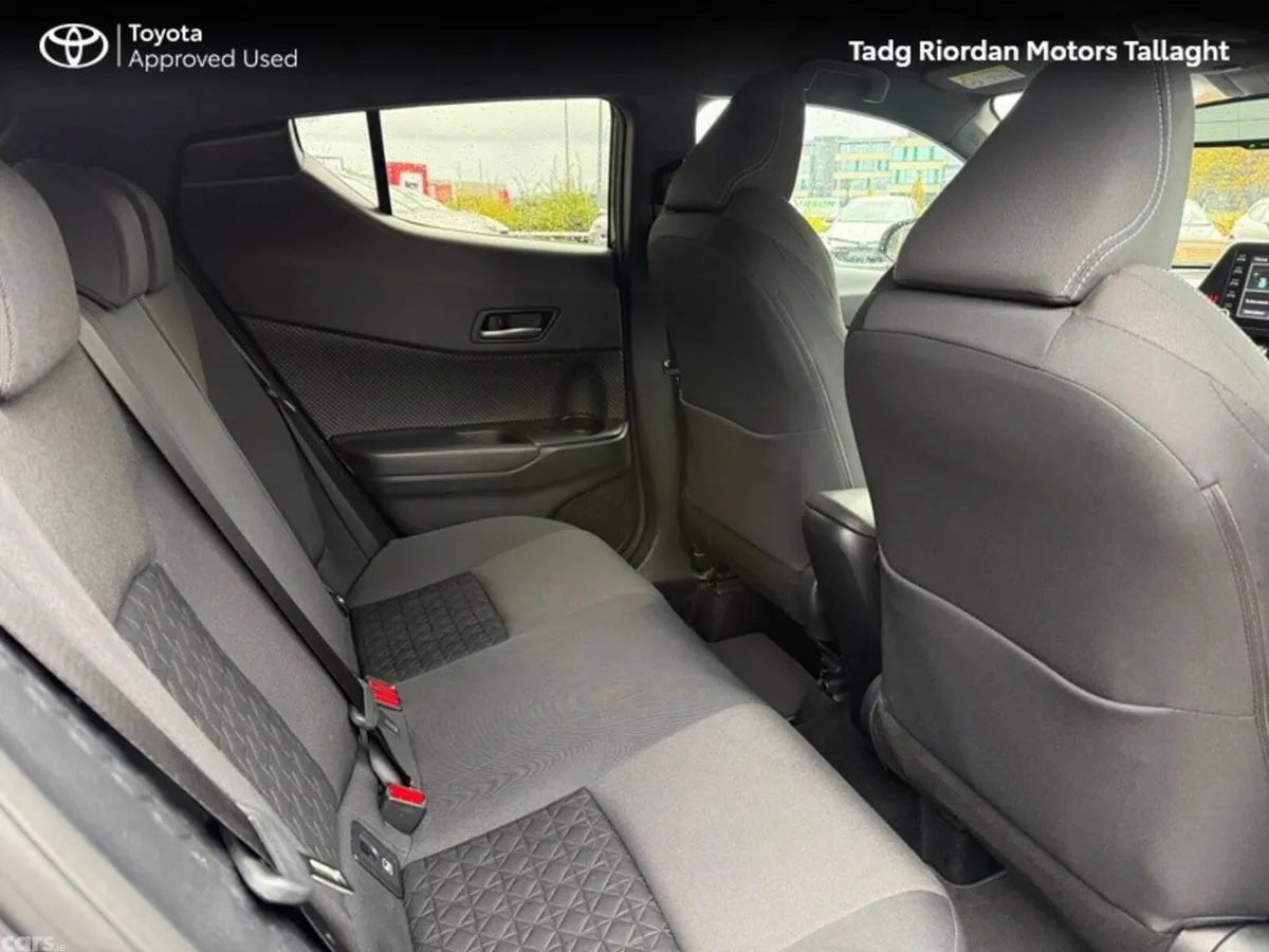Toyota C-HR SUV, Petrol Hybrid, 2021, Grey