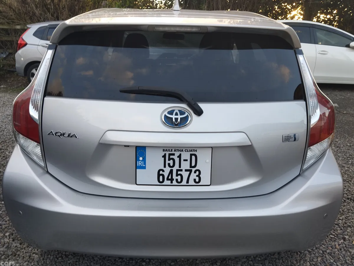 Toyota Aqua Hatchback, Petrol Hybrid, 2015, Silver