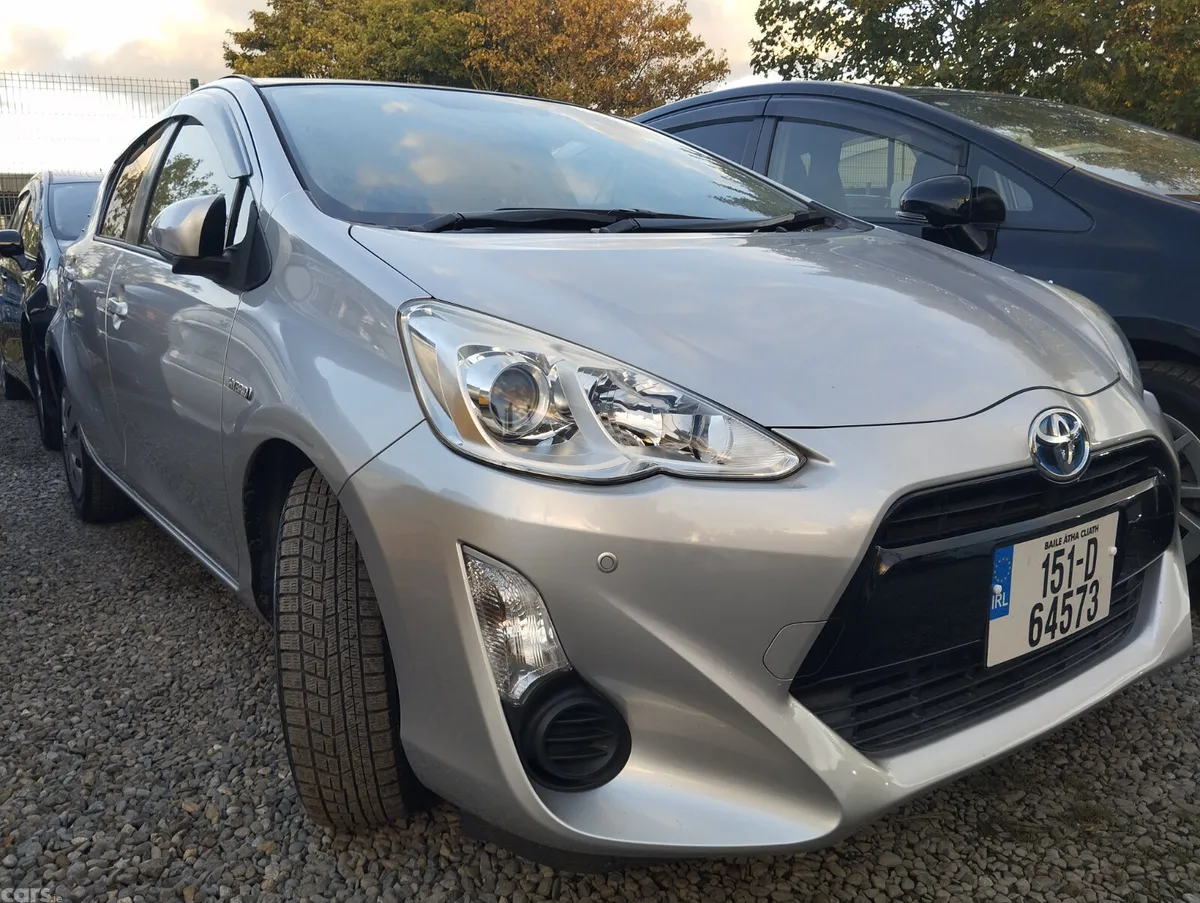 Toyota Aqua Hatchback, Petrol Hybrid, 2015, Silver