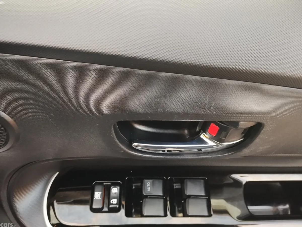 Toyota Aqua Hatchback, Petrol Hybrid, 2015, Silver