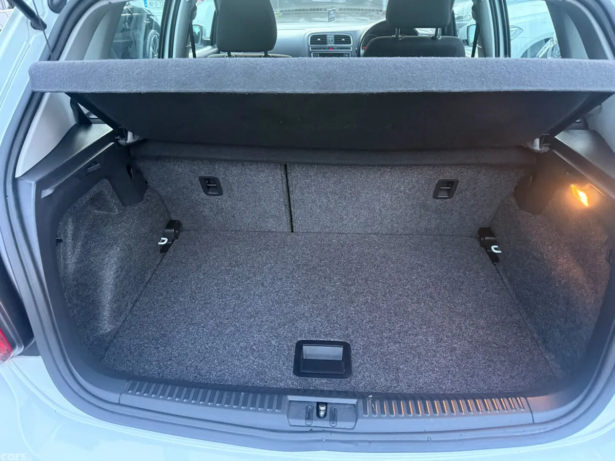 Volkswagen Polo Hatchback, Petrol, 2015, White