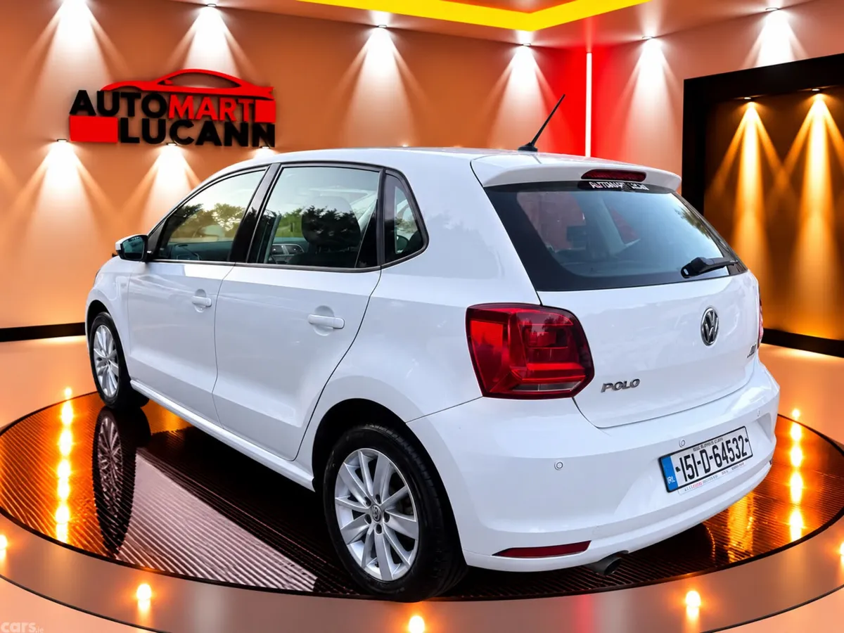 Volkswagen Polo Hatchback, Petrol, 2015, White